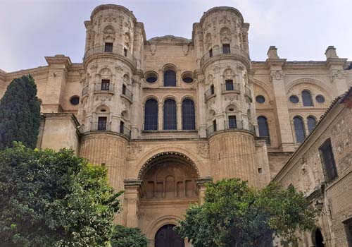Fachada de la Catedral de Málaga