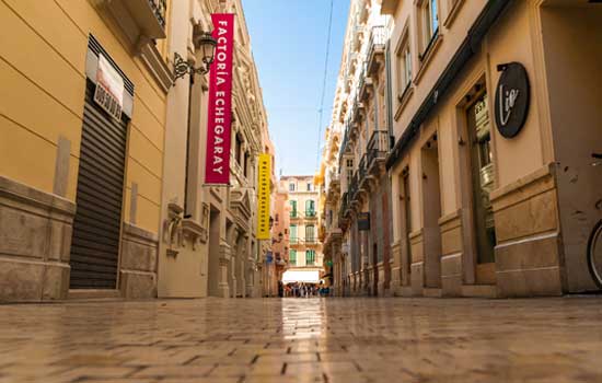calle-en-malaga-centro 14 planes imprescindibles en Málaga
